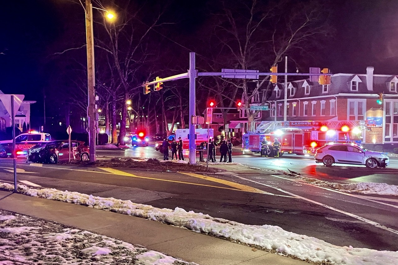 Police investigate shooting in Wernersville, gunshot victim crashes car