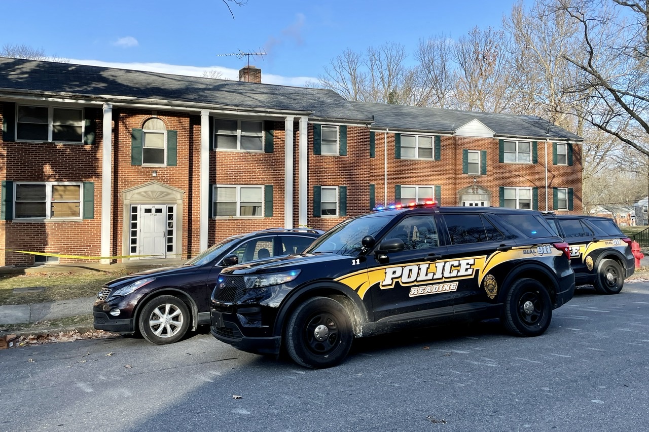 Suspect shot, killed during home invasion in Northeast Reading