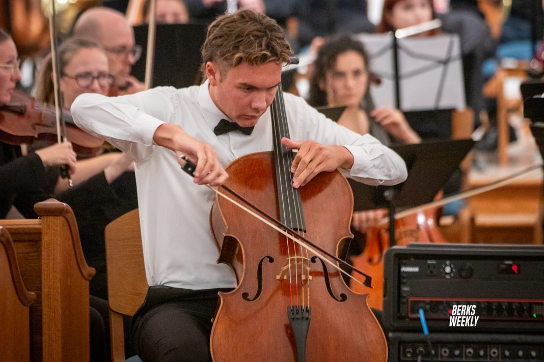 Cellist Joshua Griffith